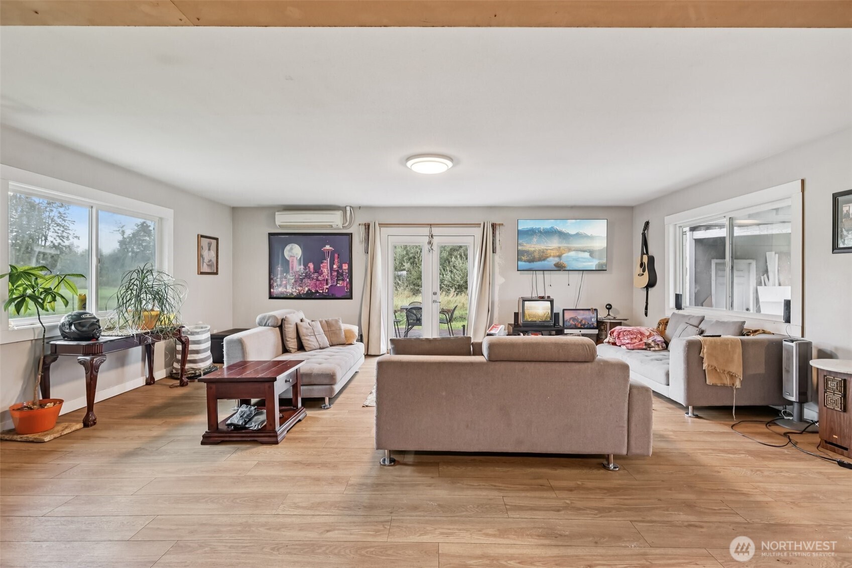 8754 Peavey Road Sedro-Woolley, WA 98284 - Photo 9 of 40