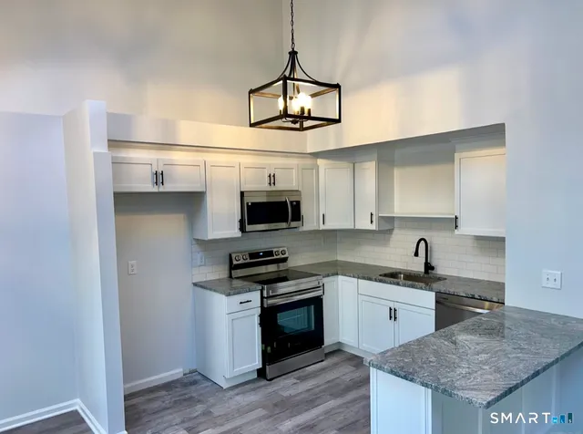 $199,900 | 274 Cliffside Drive, Unit 274, Torrington, CT 06790