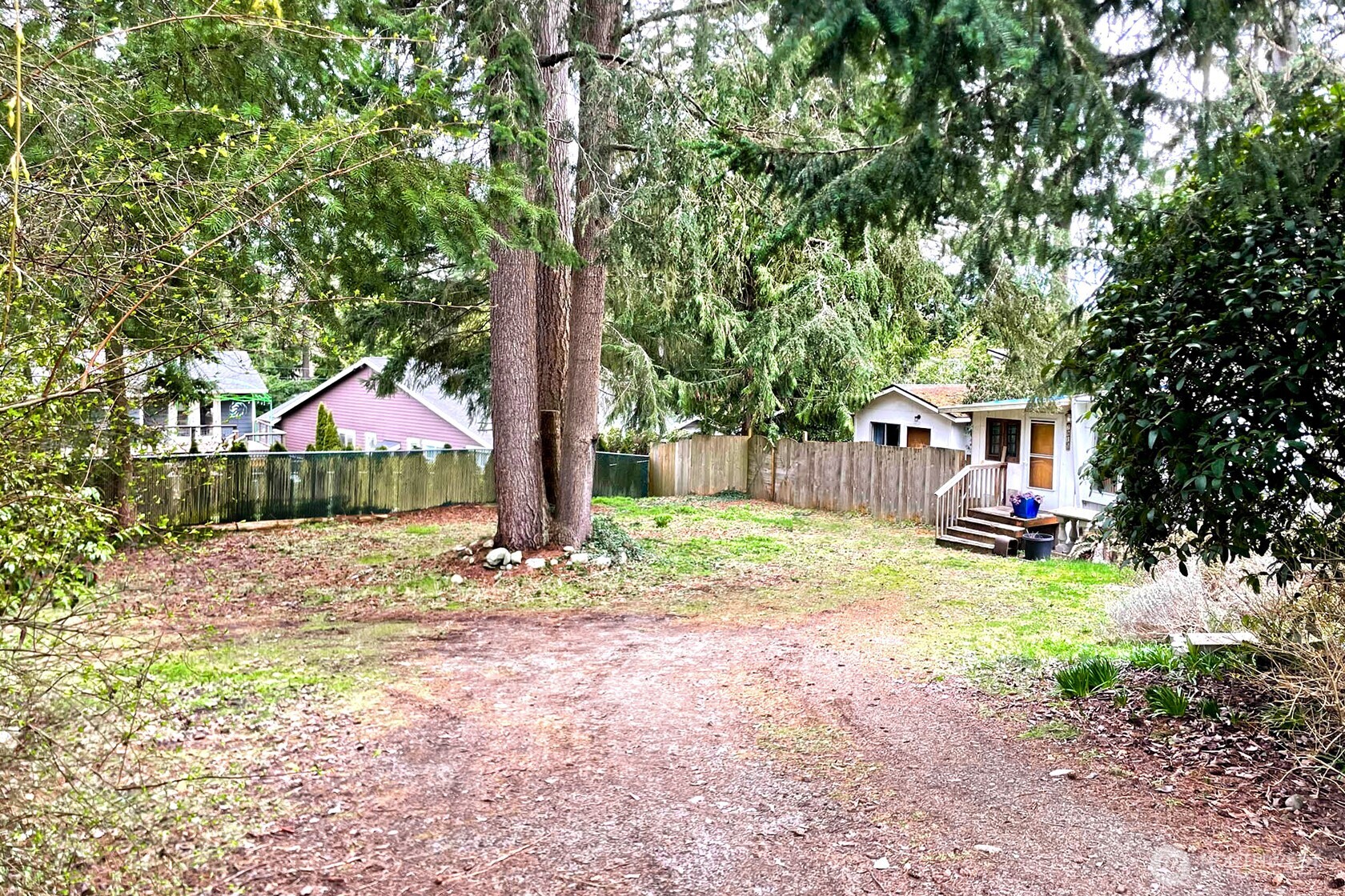 7915 201st Street Southwest Edmonds, WA 98026 - Photo 1 of 13 Gallery Image 1