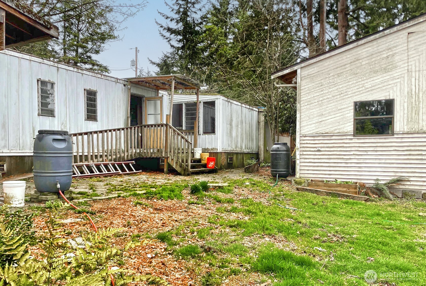 7915 201st Street Southwest Edmonds, WA 98026 - Photo 7 of 13 Gallery Image 7