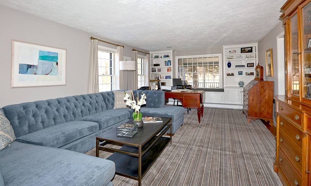 9 Thompson Road Wayland, MA 01778 - Photo 15 of 28 Gallery Image 15
