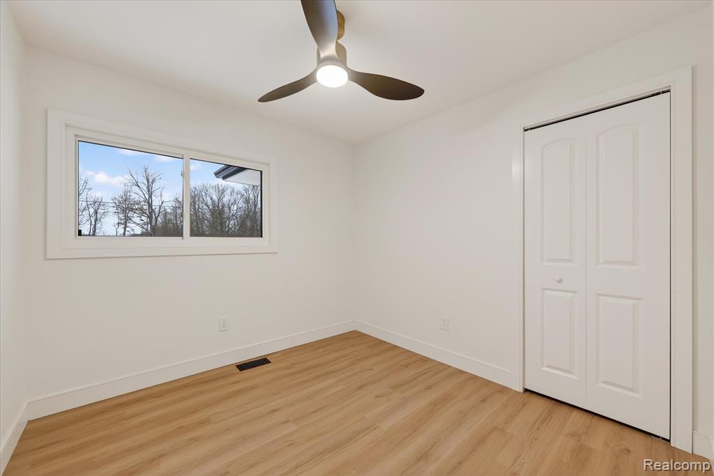 3643 Noble Road Oxford, MI 48370 - Photo 17 of 33