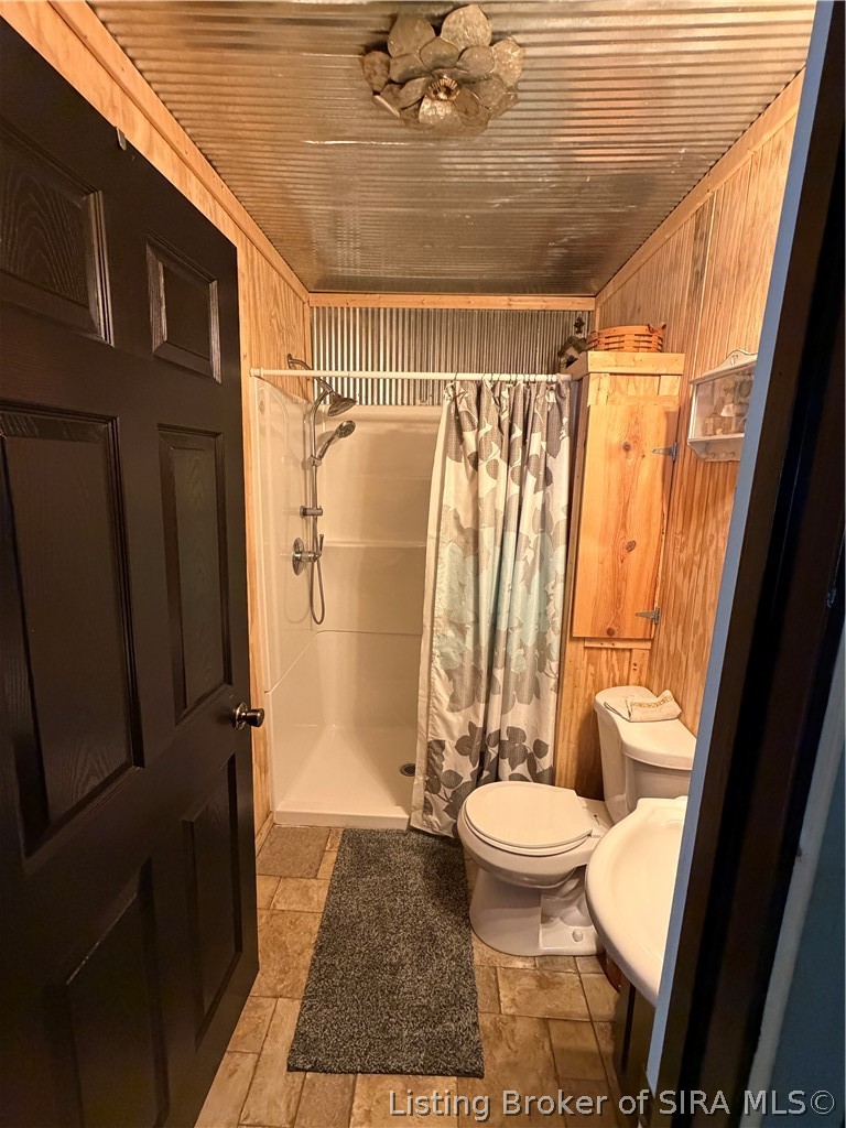 6327 Jack Morgan Road Austin, IN 47102 - Photo 14 of 16