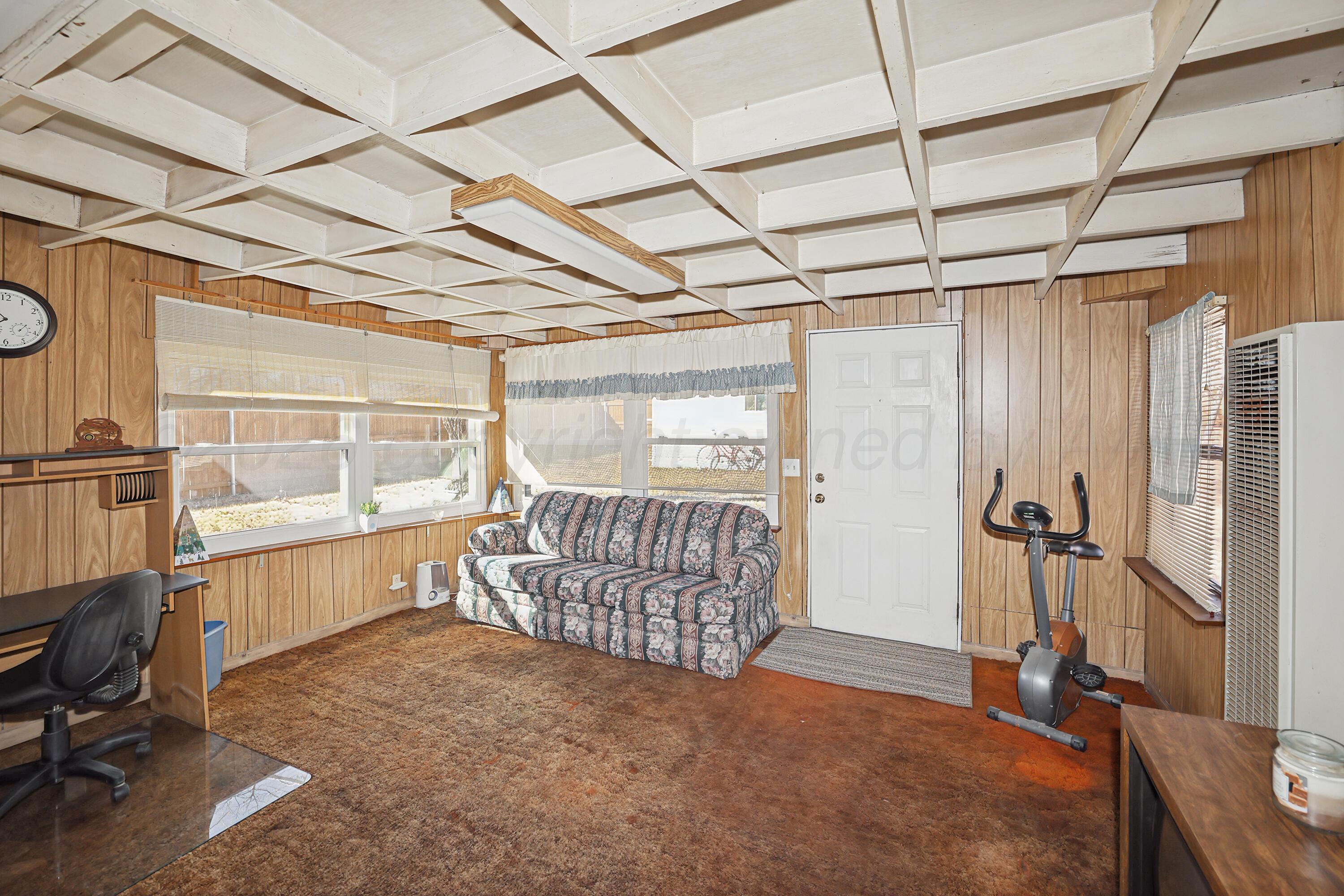 3708 Wayne Street Amarillo, TX 79109 - Photo 27 of 36 a view of an empty room with a window