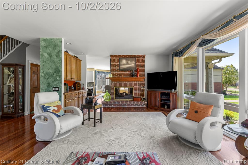 20175 Gill Road Livonia, MI 48152 - Photo 11 of 61 Gallery Image 11