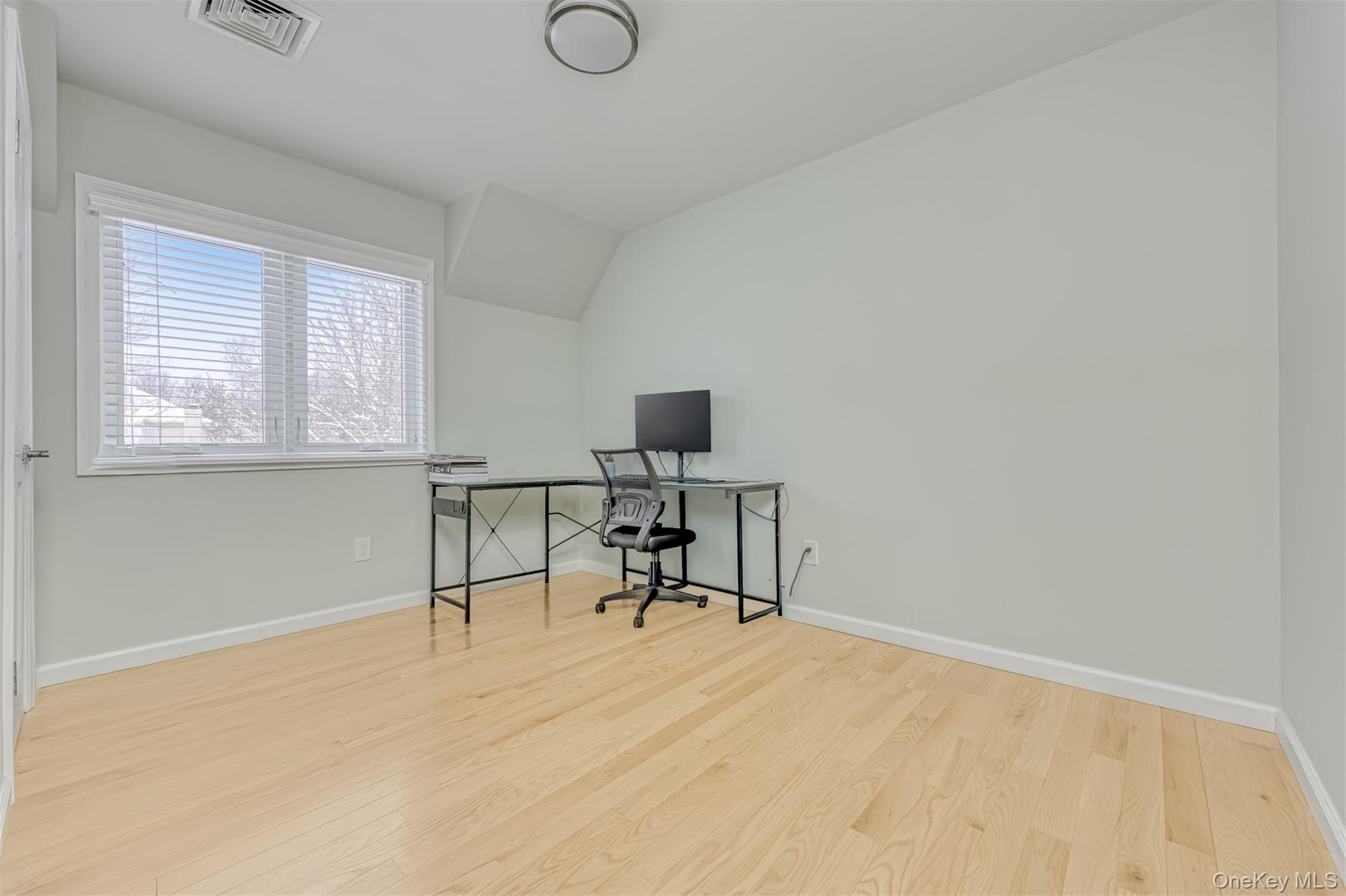 25 Coe Farm Road Suffern, NY 10901 - Photo 19 of 29