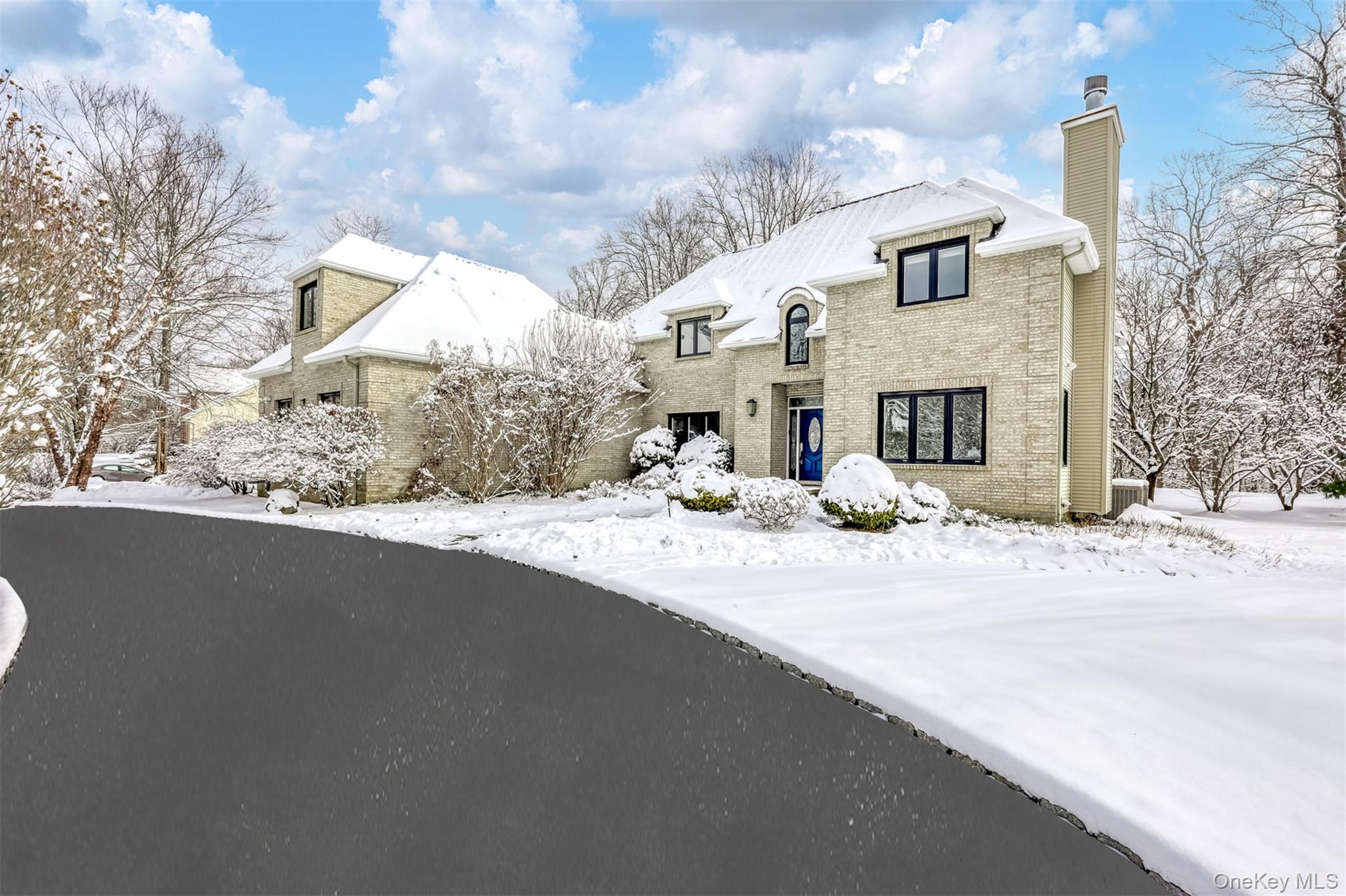 25 Coe Farm Road Suffern, NY 10901 - Photo 2 of 29