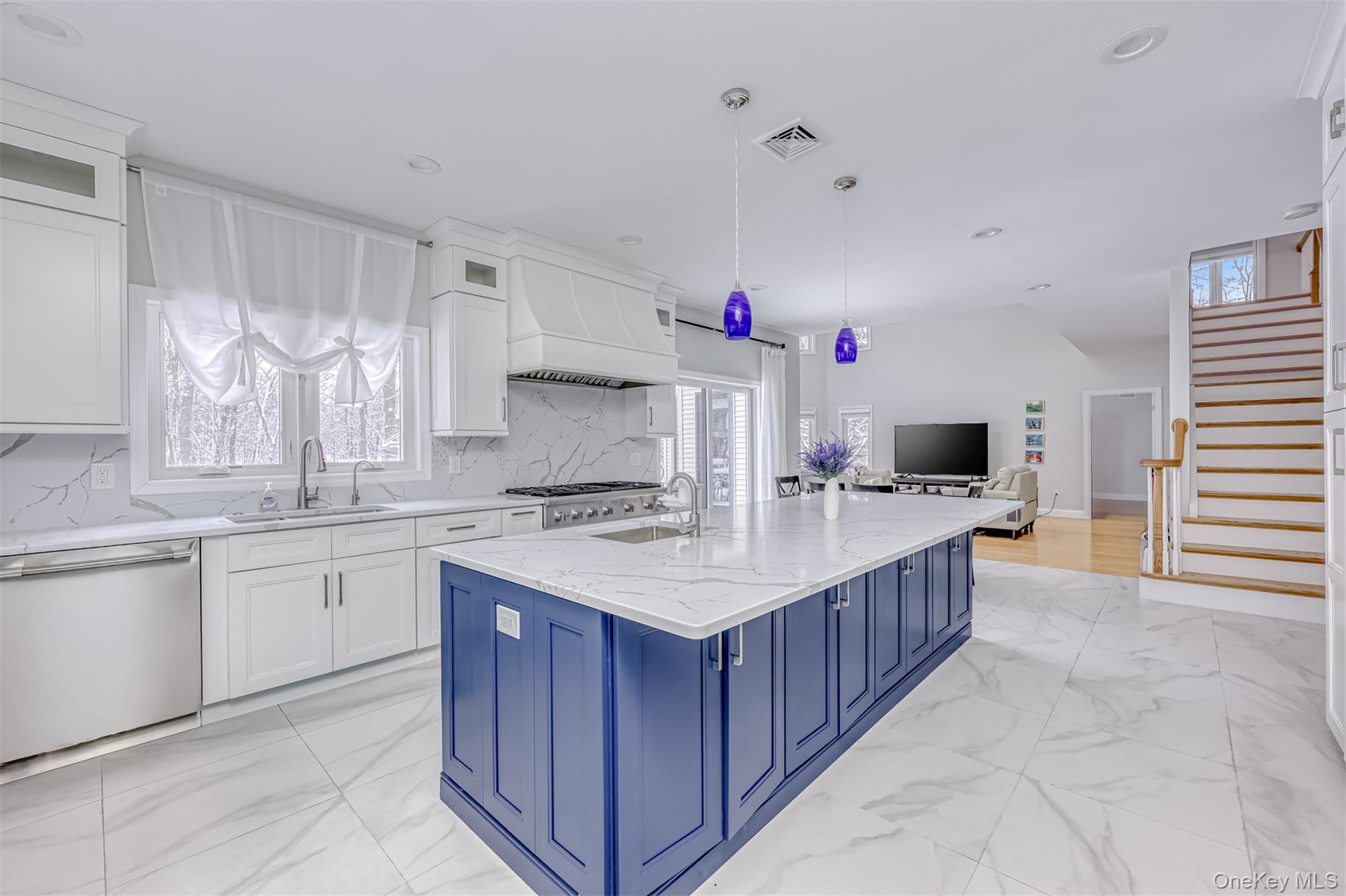 25 Coe Farm Road Suffern, NY 10901 - Photo 7 of 29