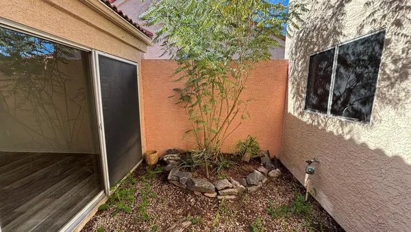 $2,750 | 11213 East Mercer Lane, Scottsdale, AZ 85259