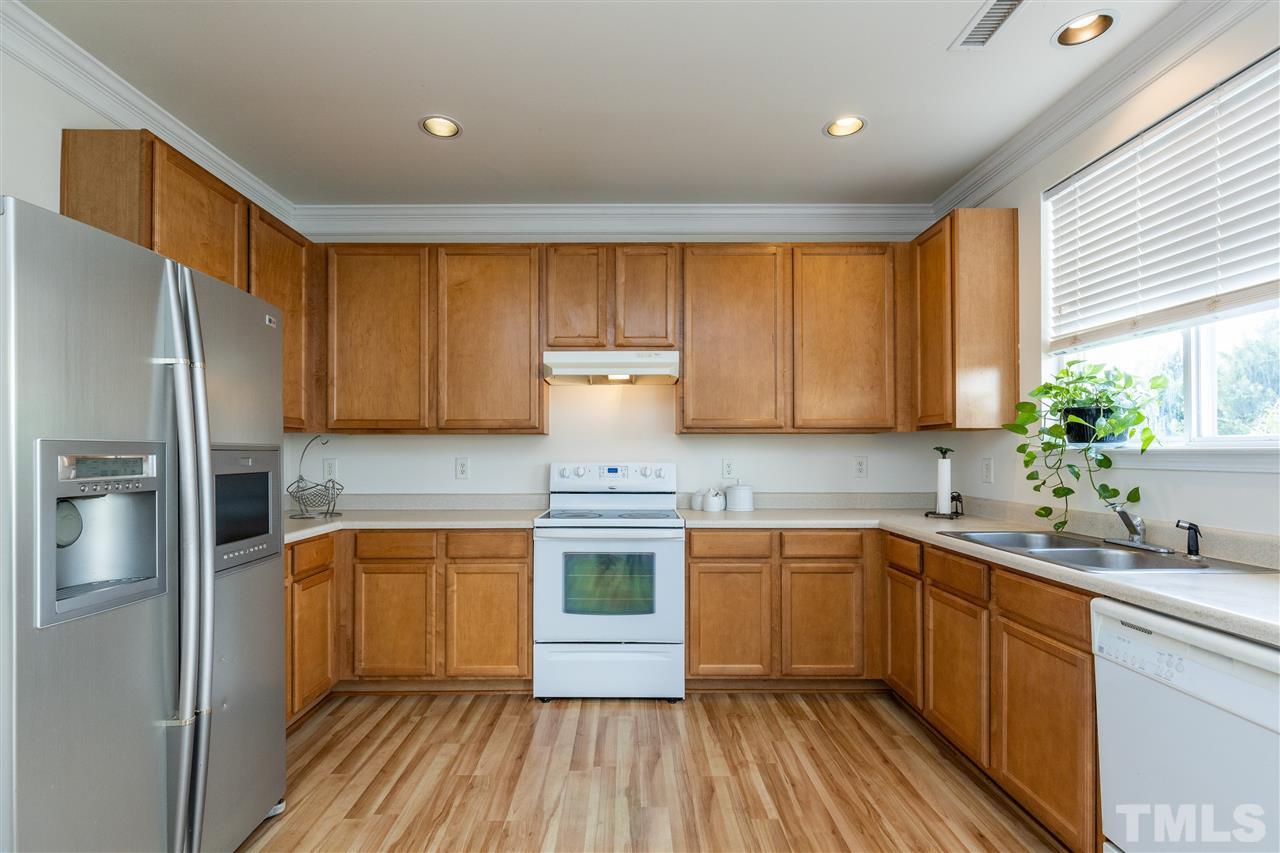 171 Solheim Lane Raleigh, NC 27603 - Photo 7 of 30