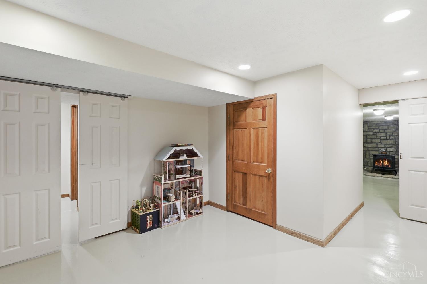 7208 Wesselman Road Cleves, OH 45002 - Photo 37 of 51 Gallery Image 37
