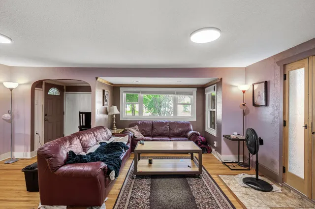 $300,000 | 2224 4th Avenue, Anoka, MN 55303