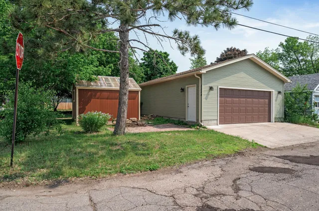 $300,000 | 2224 4th Avenue, Anoka, MN 55303