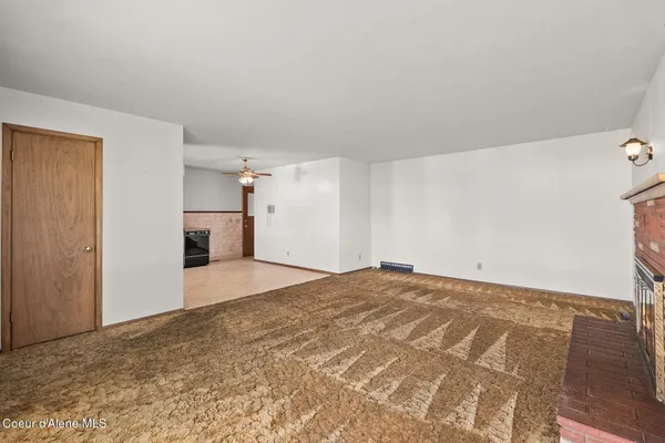 $368,000 | 18 East Jackson Avenue, Priest River, ID 83856