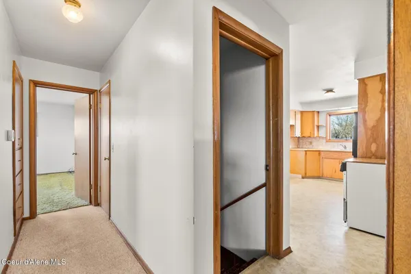 $368,000 | 18 East Jackson Avenue, Priest River, ID 83856