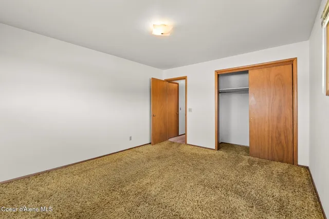 $395,000 | 18 East Jackson Avenue, Priest River, ID 83856