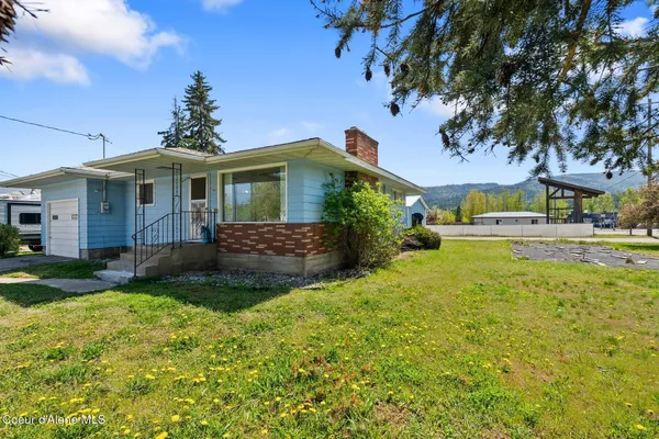 $368,000 | 18 East Jackson Avenue, Priest River, ID 83856