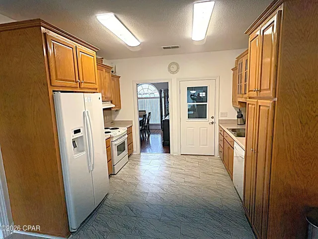 $349,900 | 2548 Woods View Drive, Marianna, FL 32446