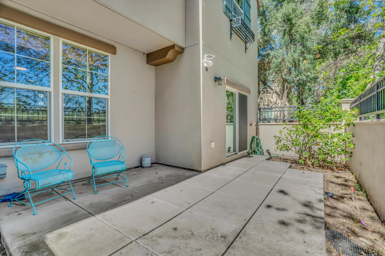 62 South Rio Rapido Drive Tracy, CA 95391 - Photo 13 of 40 a view of a backyard with furniture and outdoor space