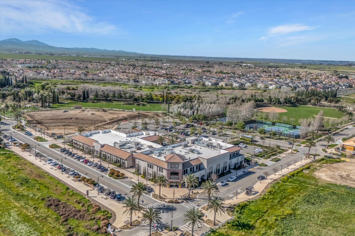 62 South Rio Rapido Drive Tracy, CA 95391 - Photo 38 of 40 a view of a city