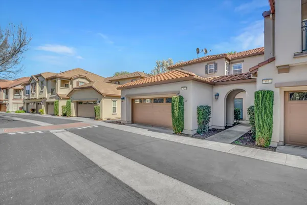 $559,800 | 62 South Rio Rapido Drive, Tracy, CA 95391
