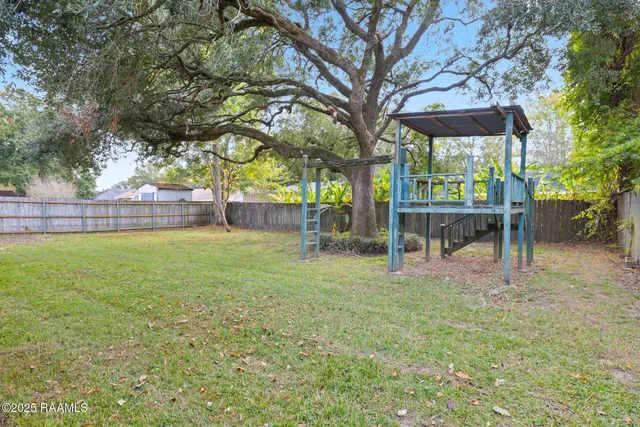 $205,000 | 210 San Carlos Circle, Lafayette, LA 70506