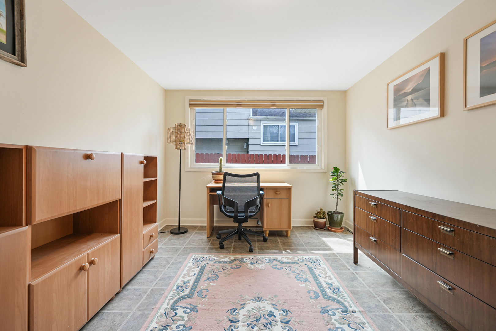 4301 Euclid Avenue Rolling Meadows, IL 60008 - Photo 15 of 30 a workspace with furniture