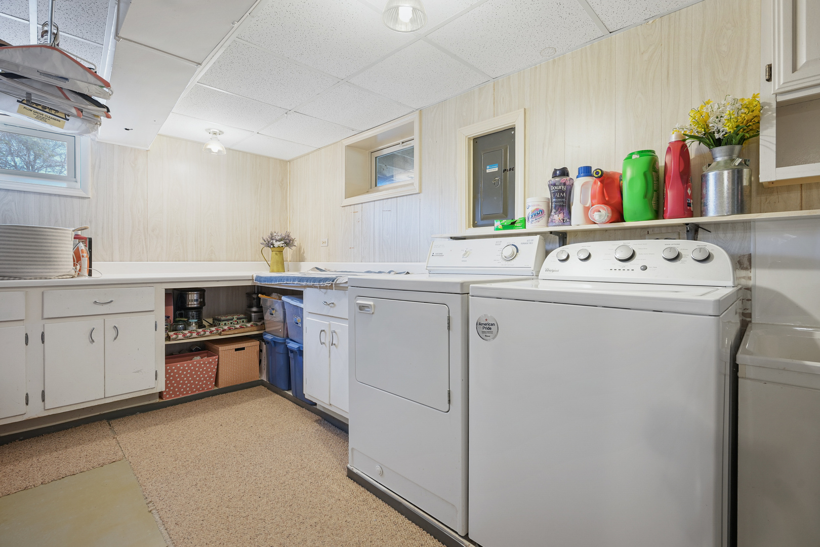 4301 Euclid Avenue Rolling Meadows, IL 60008 - Photo 24 of 30 a utility room with dryer and washer