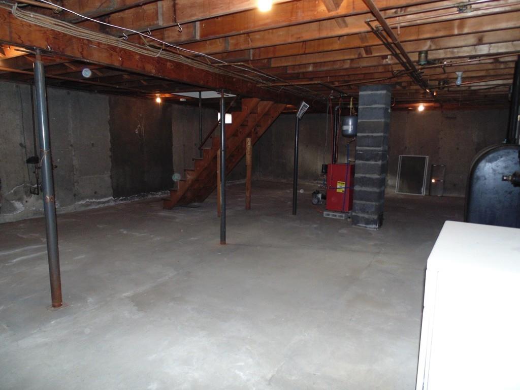 404 Huntington Road Chester, MA 01011 - Photo 10 of 13