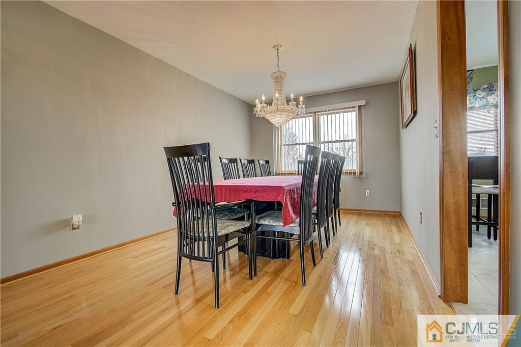 10 Rutherford Court Middlesex, NJ 08846 - Photo 5 of 25 Gallery Image 5
