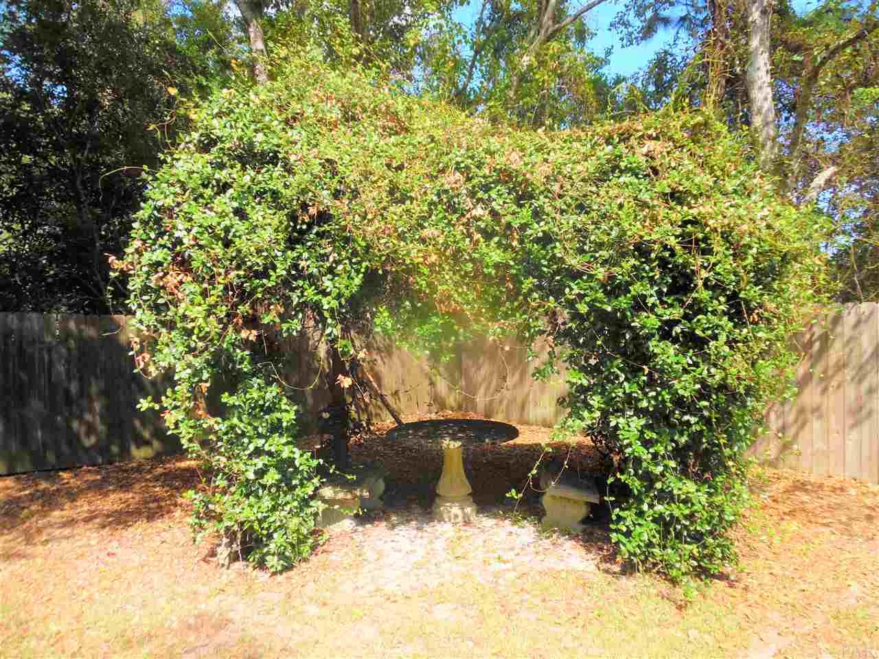 10304 Tanton Road Pensacola, FL 32506 - Photo 17 of 18 Gallery Image 17