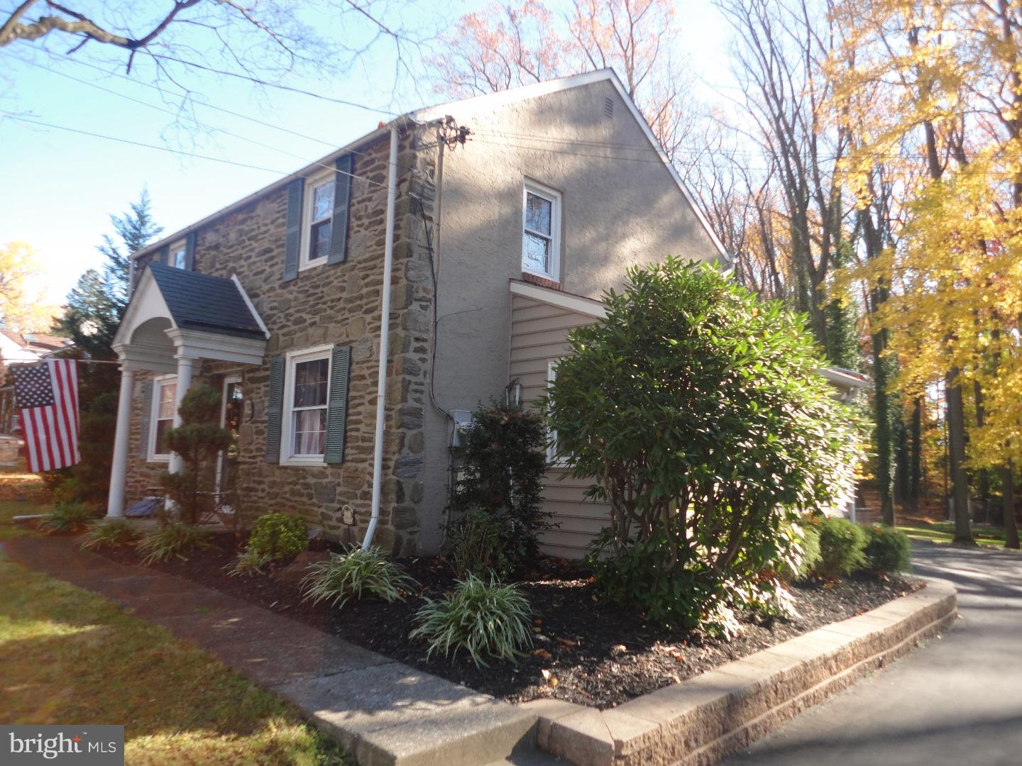 1007 West Avenue Springfield, PA 19064 - Photo 2 of 25 Gallery Image 2