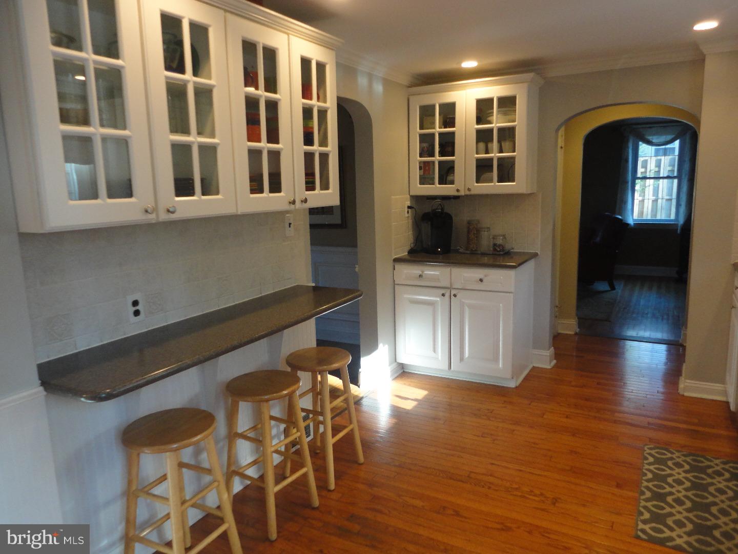 1007 West Avenue Springfield, PA 19064 - Photo 10 of 25 Kitchen