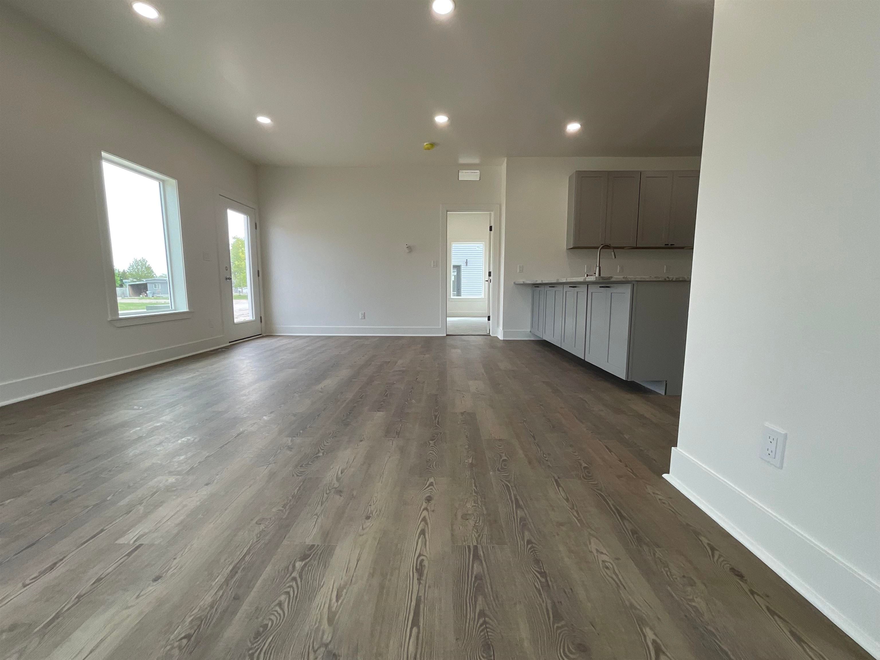 401 South Declaration Drive Aberdeen, ID 83210 - Photo 6 of 27 Gallery Image 6