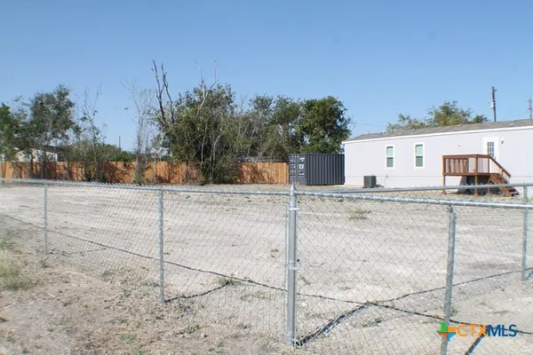 $1,000 | 180 County Road 2600, Lometa, TX 76853