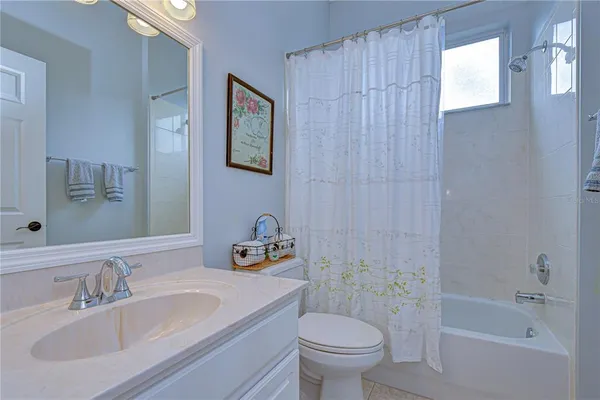 $734,900 | 5725 Eaglemount Circle, Lithia, FL 33547