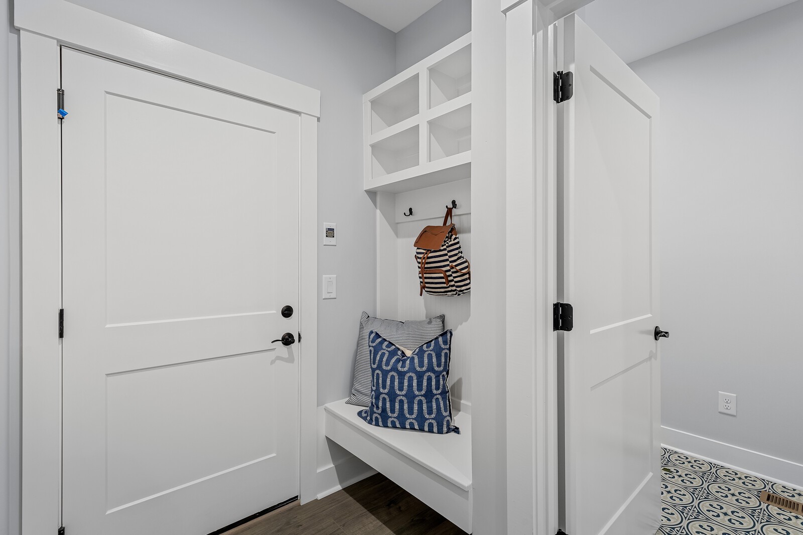 3427 Earhart Road Mount Juliet, TN 37122 - Photo 30 of 47 a view of a hallway with closet