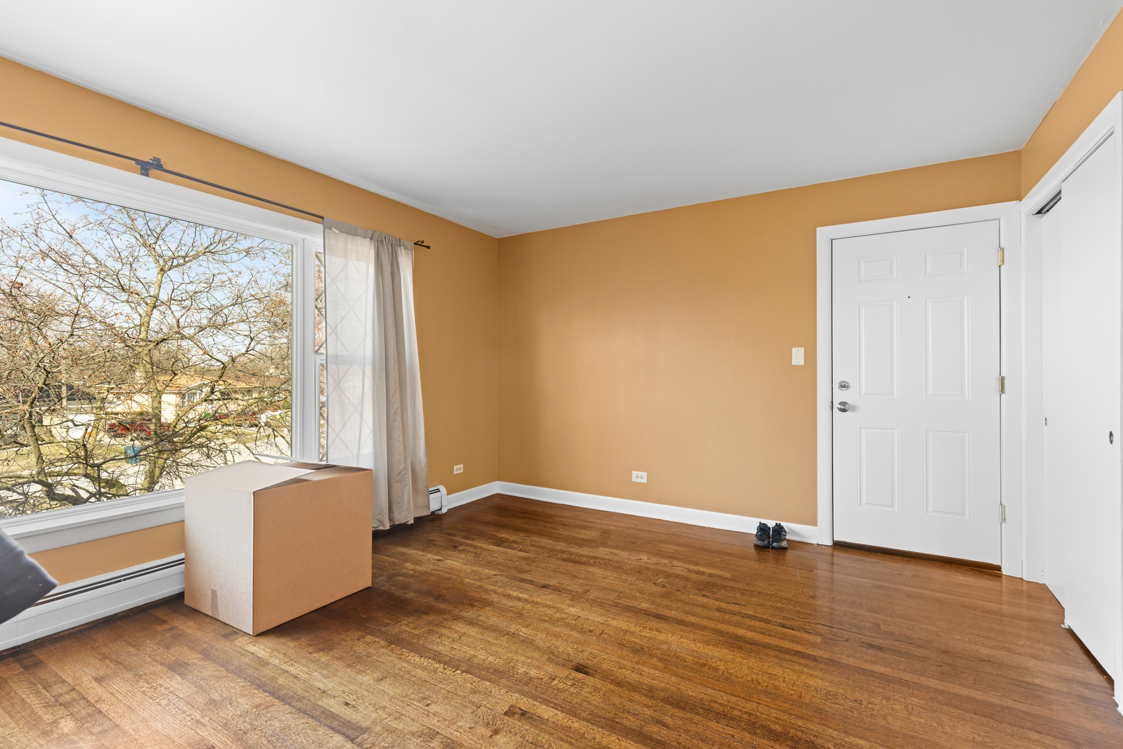 233 Hale Street Addison, IL 60101 - Photo 20 of 39 Gallery Image 20