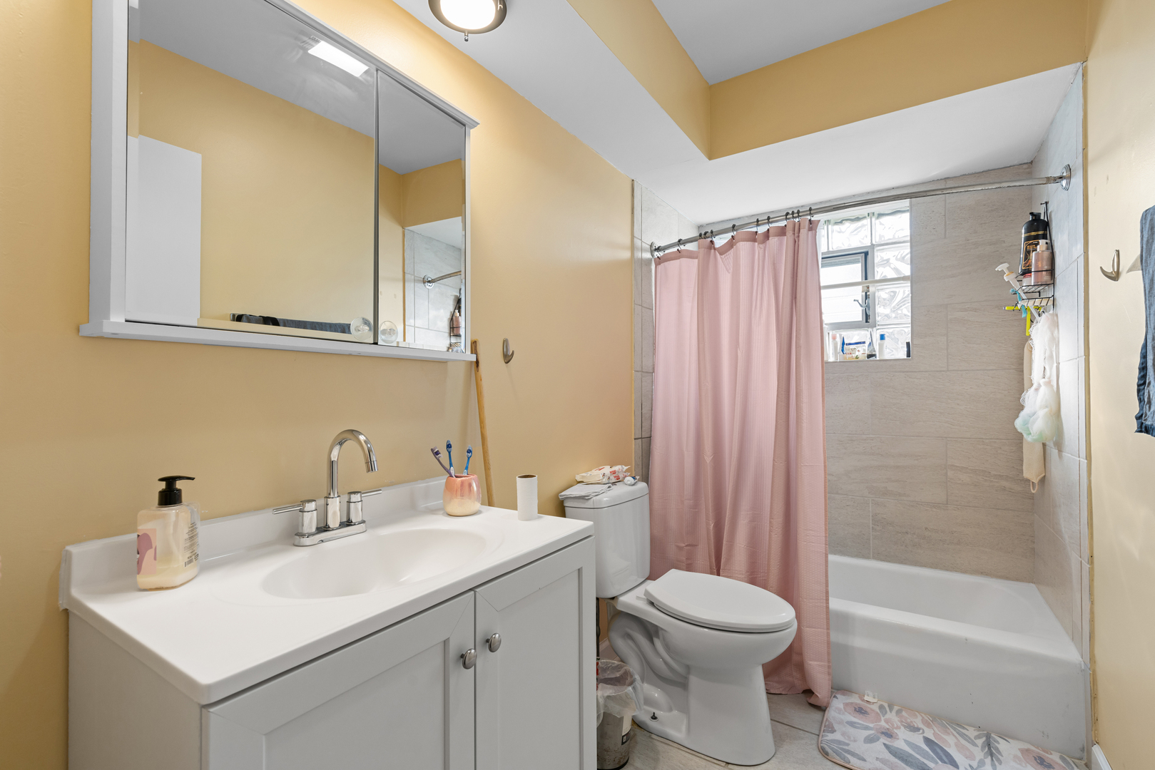 233 Hale Street Addison, IL 60101 - Photo 27 of 39 Gallery Image 27