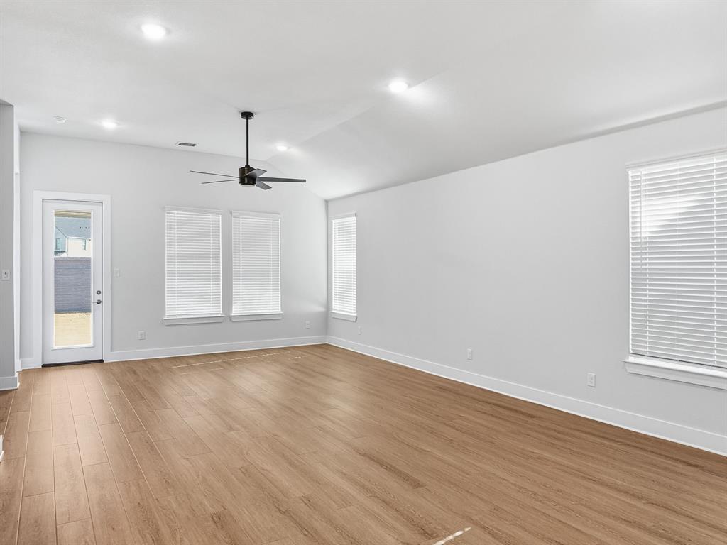 2712 Andorra Road McKinney, TX 75071 - Photo 10 of 24