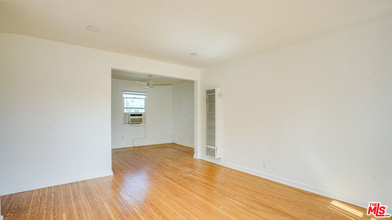 331 West Windsor Road Glendale, CA 91204 - Photo 17 of 23