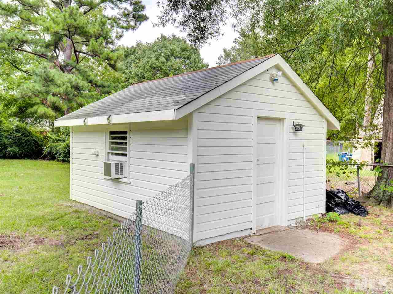 712 Crosby Road Durham, NC 27704 - Photo 23 of 25 Gallery Image 23
