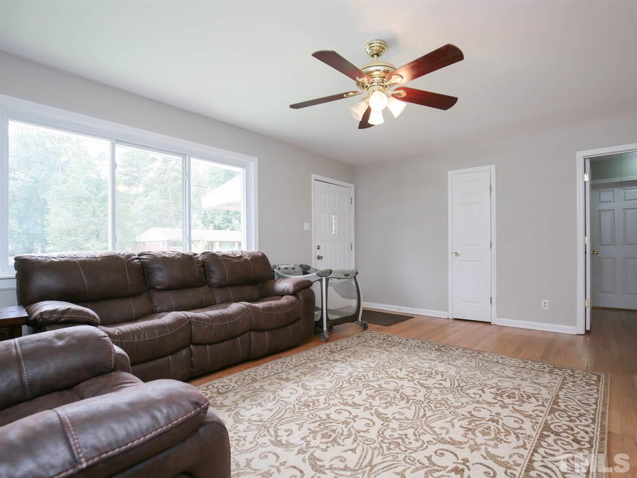 712 Crosby Road Durham, NC 27704 - Photo 7 of 25 Gallery Image 7