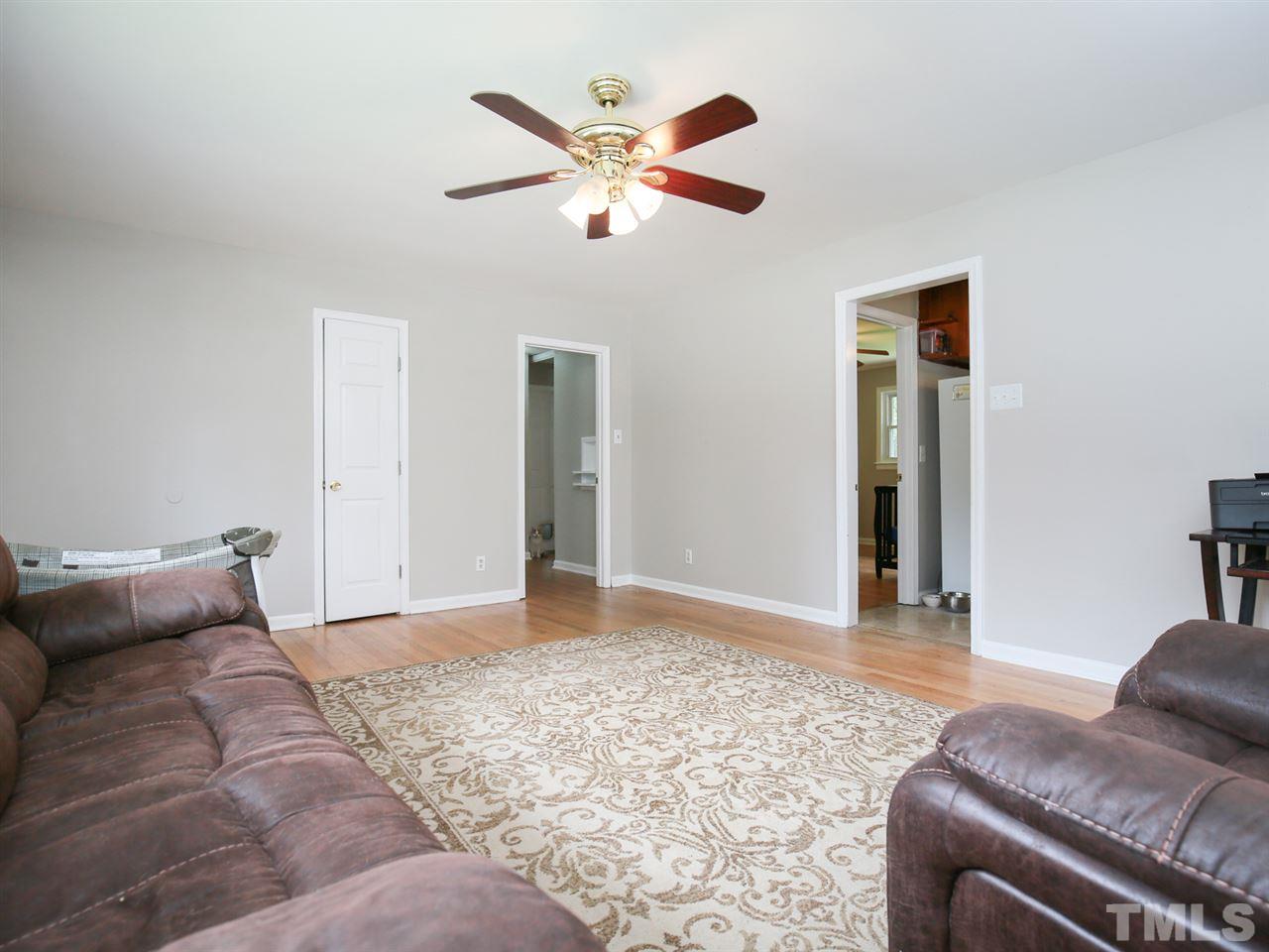 712 Crosby Road Durham, NC 27704 - Photo 8 of 25 Gallery Image 8