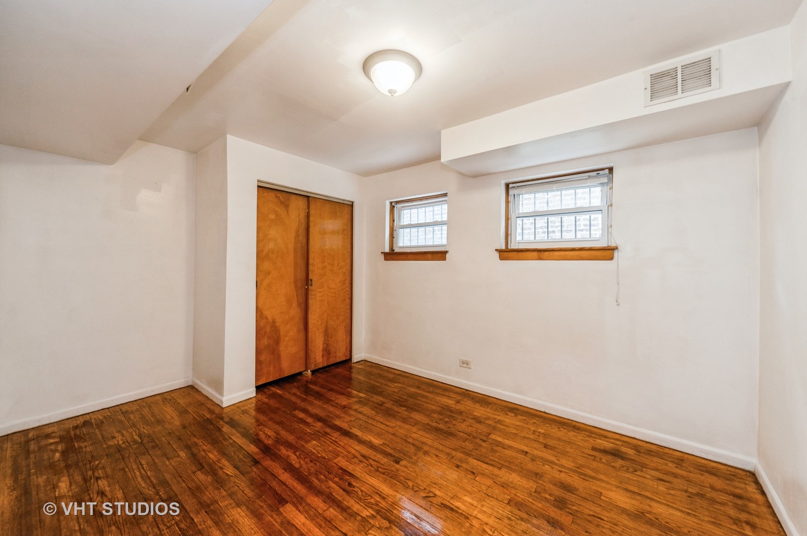 5735 West Addison Street Chicago, IL 60634 - Photo 10 of 18