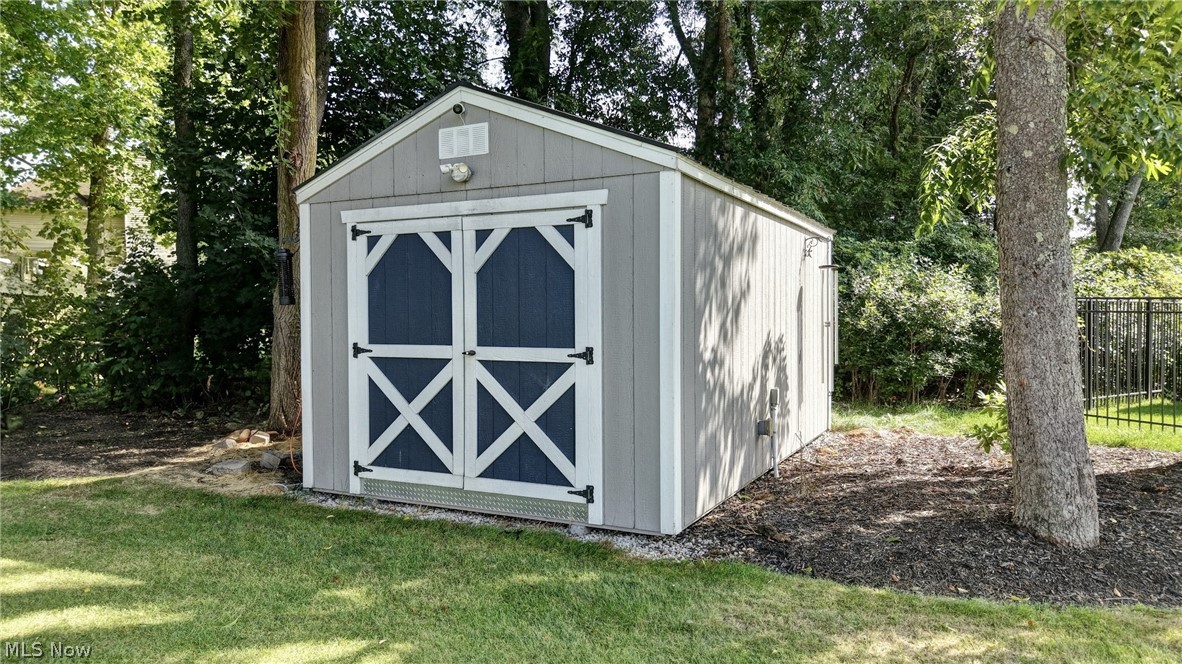 3059 Stonehurst Road Green, OH 44685 - Photo 45 of 47