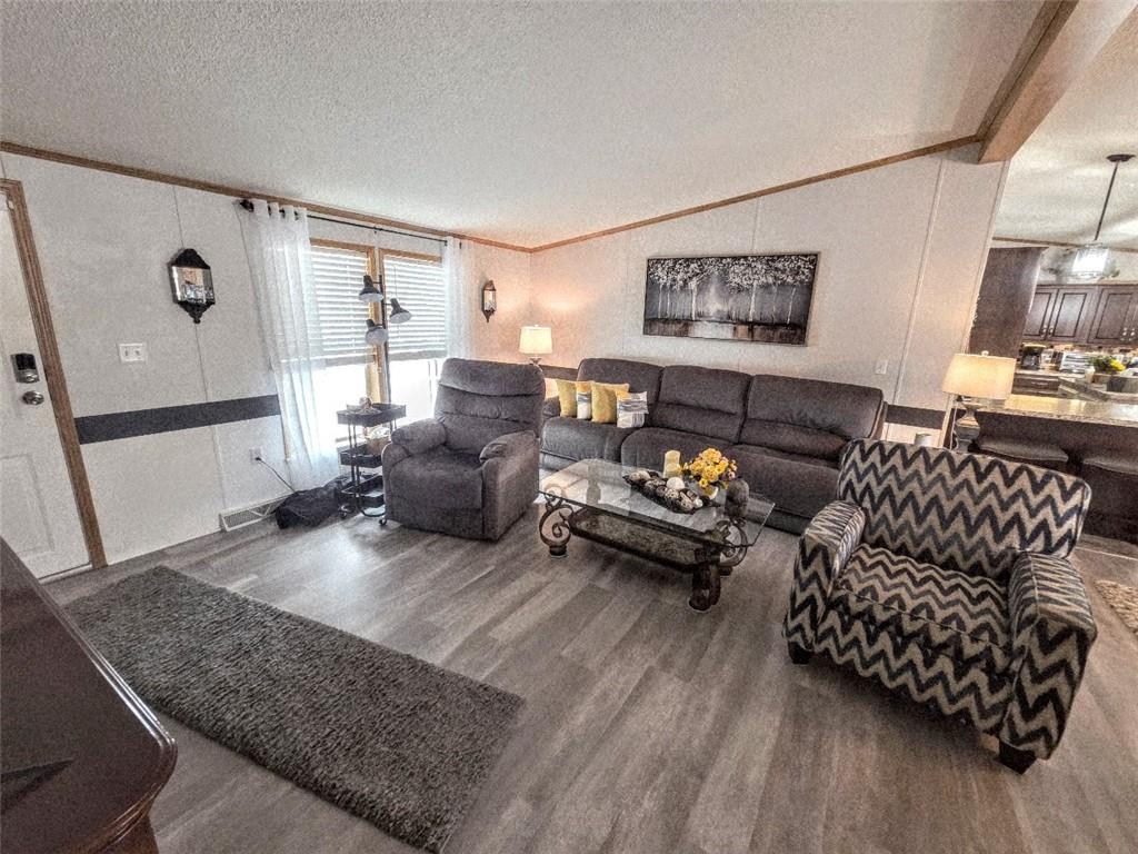 105 Eagle Pointe Estates New Eagle, PA 15067 - Photo 16 of 39 a living room with furniture