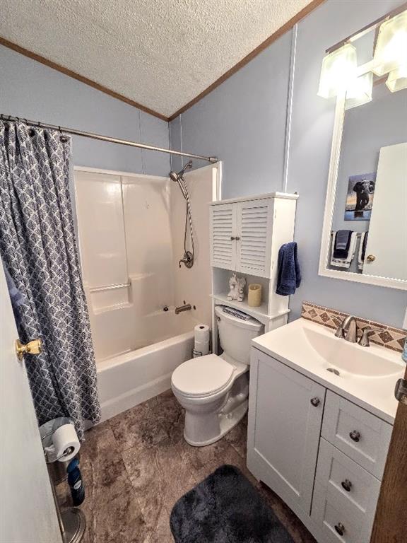 105 Eagle Pointe Estates New Eagle, PA 15067 - Photo 30 of 39 a bathroom with a sink toilet tub and shower