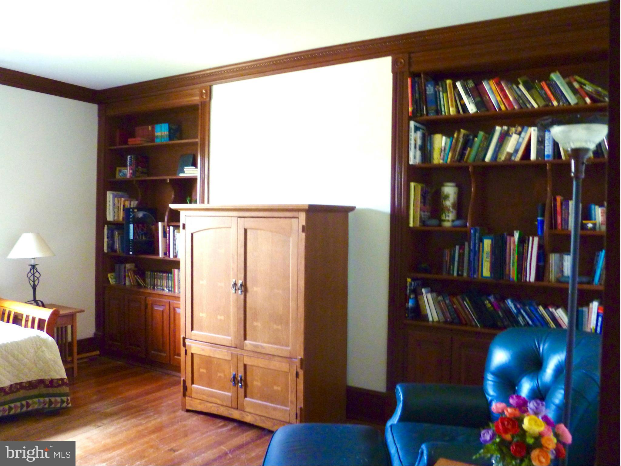 10383 Cliff Mills Road Marshall, VA 20115 - Photo 13 of 30 Library with Built-in Bookshelves