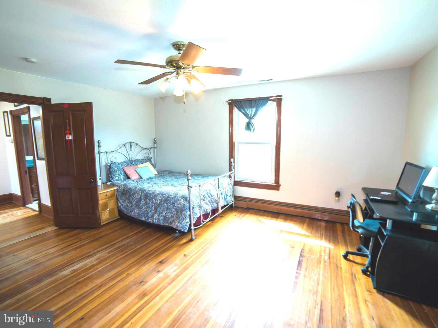 10383 Cliff Mills Road Marshall, VA 20115 - Photo 17 of 30 Bedroom #3
